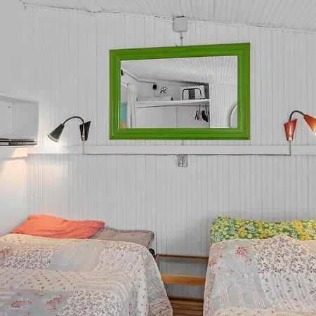 Hébergement de vacances 2 Bedroom Cozy In *