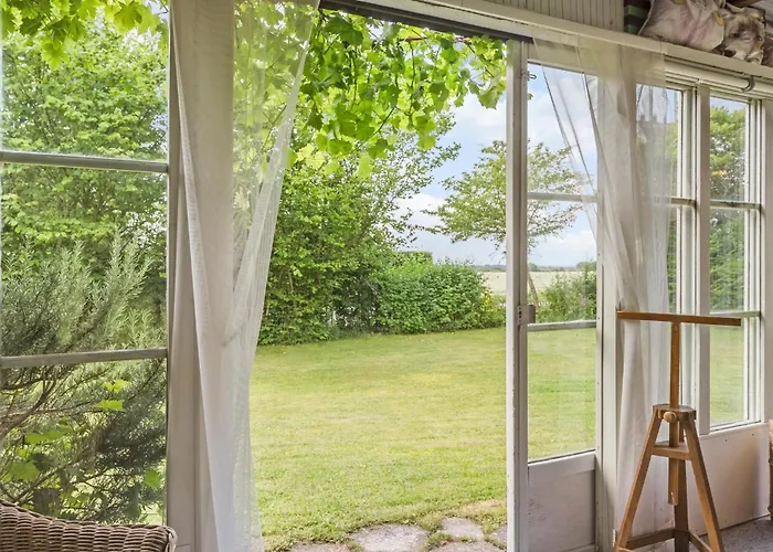 Hébergement de vacances 2 Bedroom Cozy In Faxe